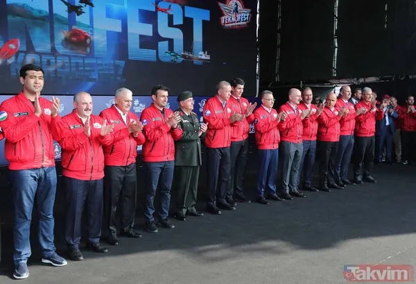 SON DAKİKA: Başkan Recep Tayyip Erdoğan Samsun TEKNOFEST'te KIZIELMA ve HÜRKUŞ'u imzaladı - 1