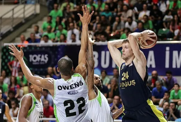 Fenerbahçe Doğuş deplasmanda TOFAŞ'ı 95-77 mağlup etti-1