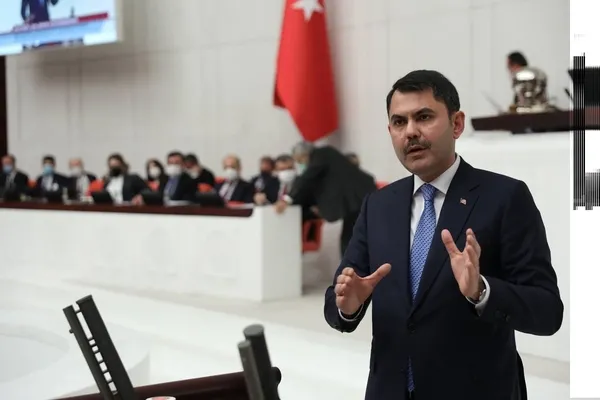 1639306633895.jpg Bakan Kurum Meclis'te HDP'li vekillerin yüzüne vurdu: Siz yaktınız biz yeniden inşa ettik-4