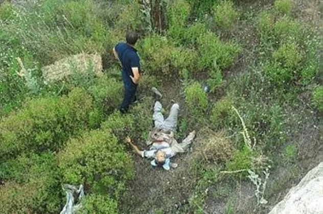 Bursa'da kaza yapan traktör sürücüsü bariyeri aşıp uçuruma düştü