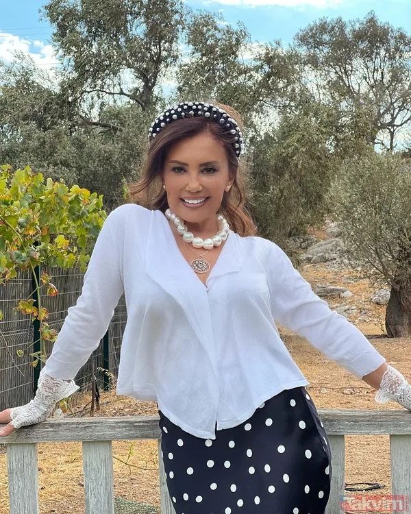 Yeşilçam’ın gamzeli güzeli Bahar Öztan’ın o röportajı dikkat çekti! “O sırlar benimle mezara gidecek” Fahriye Evcen ve Hande Erçel detayı... - 16