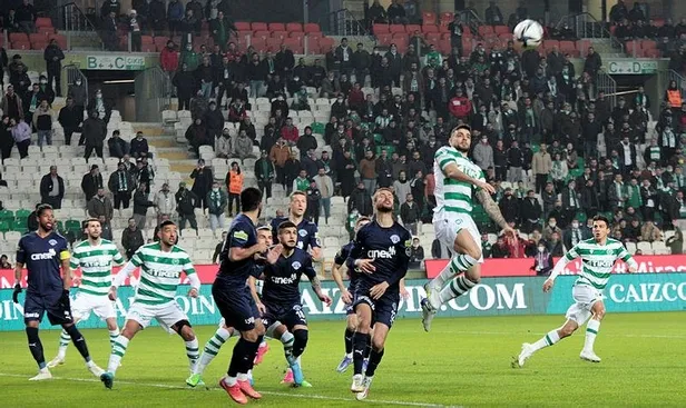 konyada-8-gollu-muthis-mac-konyaspor-4-4-kasimpasa-mac-sonucu-ozet-1645213754799.jpeg Konya'da 8 gollü müthiş maç! (Konyaspor 4-4 Kasımpaşa / MAÇ SONUCU ÖZET)-4