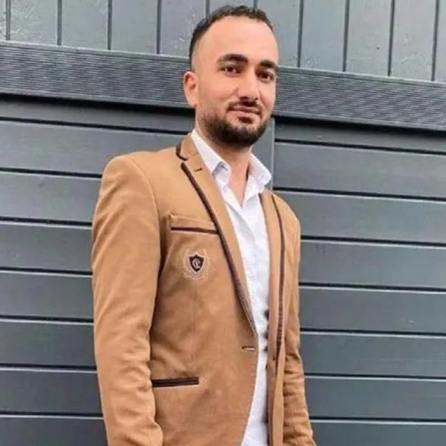 İş için gelmişti