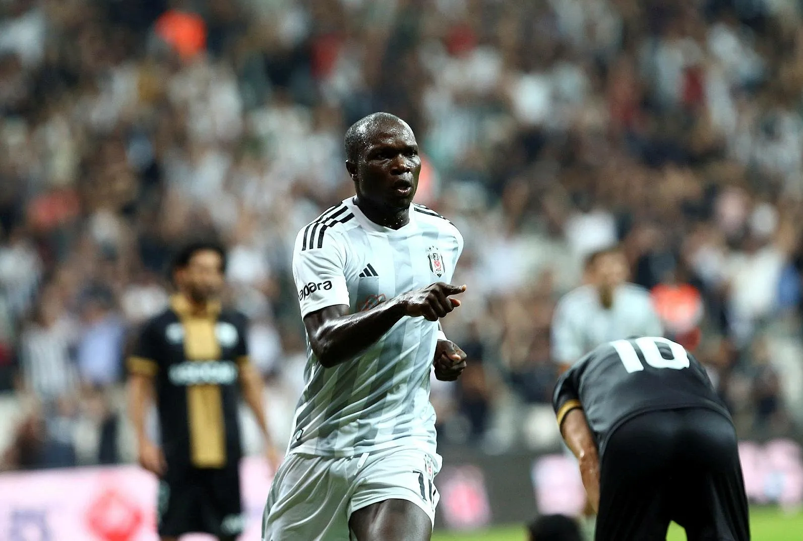 Beşiktaş’tan Aboubakar açıklaması!