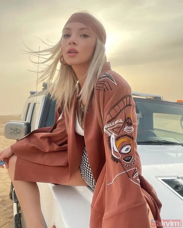 Ece Seçkin'in çöl pozları sosyal medyayı salladı! Abu Dhabi'ye giden Ece'yi görenler: "Çöl kraliçesi buraları yıktı geçti" - 3