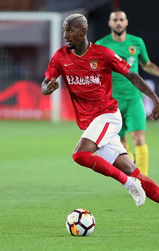 Galatasaray peşindeydi! Talisca'nın yeni takımı belli oluyor