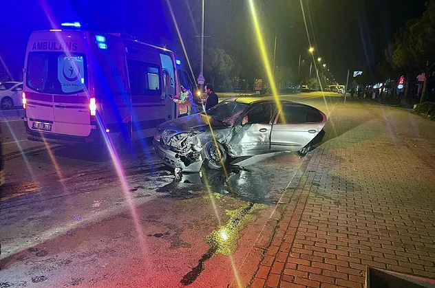 Son dakika: Muğla'da feci kaza: 3 yaralı
