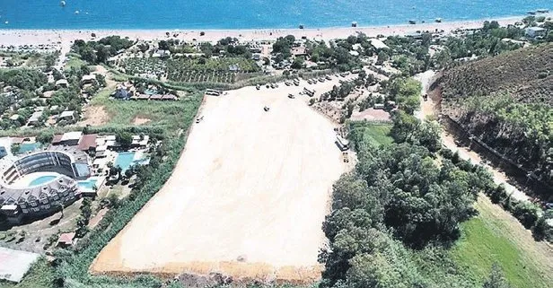 Adrasan Koyu 19 yılda kurutuldu! Yerine turist araçları için park yeri oluşturuldu