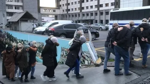 İstanbul'da casus operasyonu! Sözde aktivist Ahmed Katie'nin Fransa'ya ajanlık yaptığı ortaya çıktı! Çok sayıda gözaltı var-4