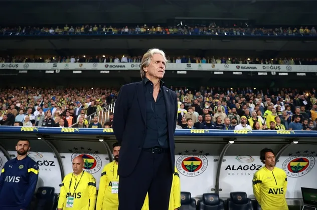 Fenerbahçe rakiplerine nefes aldırmıyor! Gol oldu yağdılar