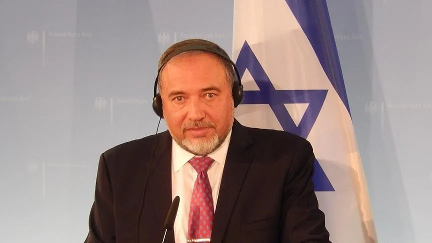 trump-ve-netanyahu-arasinda-gizli-anlasma-iddiasi-israilli-eski-bakan-anlatti-1779030755282.jpeg Netanyahu’ya kendi cephesinden ağır suçlama | Eski bakandan olay sözler: Trump anlaşmasıyla İsrail’i “muz cumhuriyeti”ne çevirdi-4