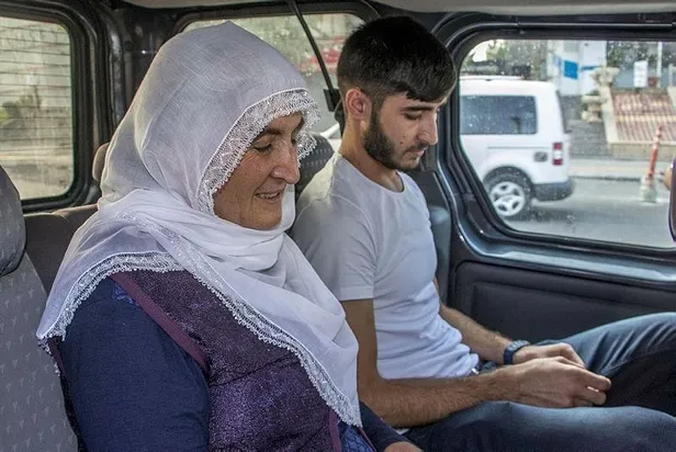 Diyarbakırlı Hacire Ana, PKK'nın elinden kurtardığı oğlunu evlendirdi-1
