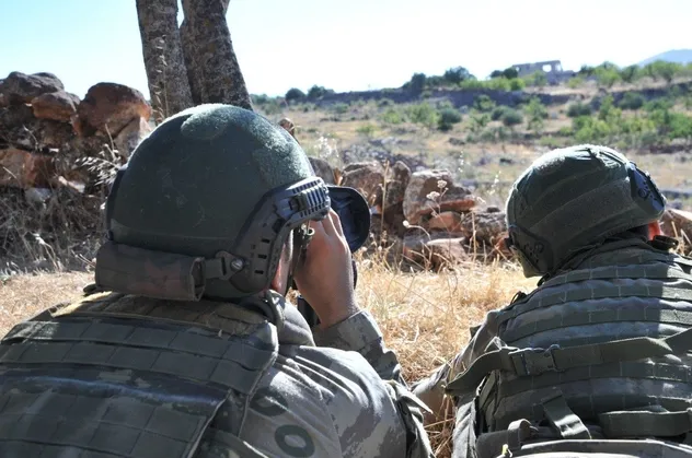Son dakika: Bakanlık açıkladı: 20 PKK/YPG’li terörist daha hain planlarını gerçekleştiremeden gözaltına alındı