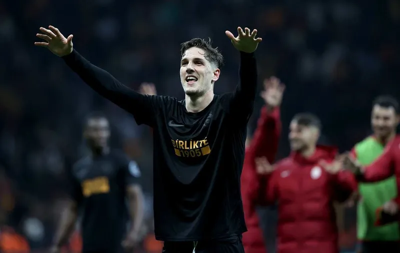 galatasarayda-ayrilik-kapida-yildiz-oyuncunun-transferi-resmen-aciklaniyor-saglik-kontrolleri-bile-tamam-1720097187911.jpg Galatasaray'da ayrılık kapıda! Yıldız oyuncunun transferi resmen açıklanıyor... Sağlık kontrolleri bile tamam-13