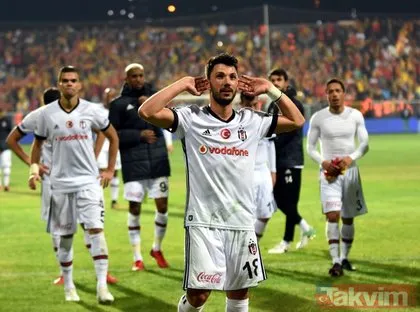 Tolgay Arslan Fenerbahçe formasını giydi!