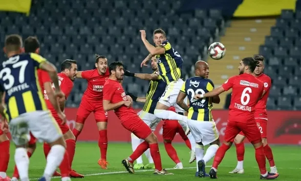 fenerbahce-umraniyespor-maci-ne-zaman-saat-kacta-fb-umraniyespor-maci-canli-hangi-kanalda-macin-11leri-1659976670518.jpeg Fenerbahçe Ümraniyespor CANLI MAÇ İZLE! FB Ümraniyespor maçı canlı izle bedava kesintisiz! Maçın 11'leri...-3