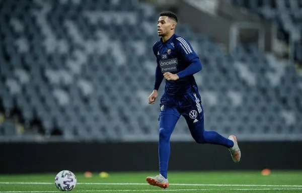 cimbomda-stopere-surpriz-aday-hedefte-isvecli-hien-var-1660557141867.jpg Cimbom'da stopere sürpriz aday: Hedefte İsveçli Hien var-4