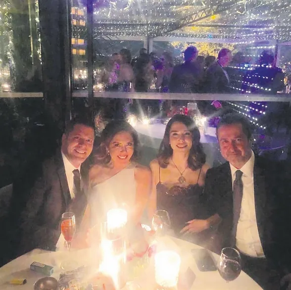Ece Yosmaoğlu ile Serdar Bilgili aşkı belgelendi-1