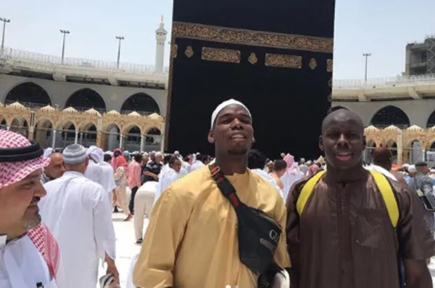 Pogba'dan umre ziyareti