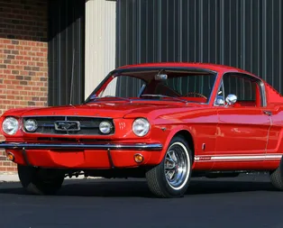 Rüyada kırmızı araba görmek ne anlama gelir?