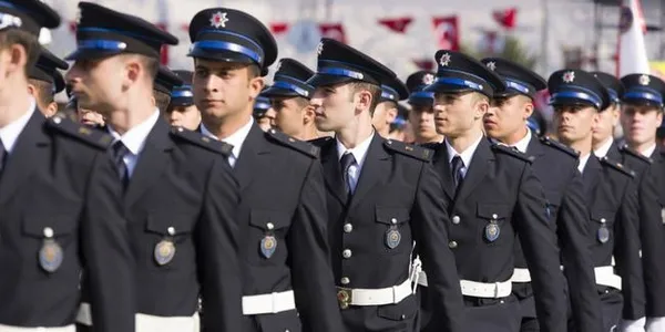 pmyo-basvuru-ne-zaman-basliyor-2020-pmyo-polislik-taban-puanlari-kac-oldu-1598447419824.jpg PMYO başvuru ne zaman başlıyor? 2020 PMYO polislik taban puanları kaç oldu?-2