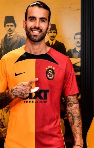 Galatasaray orta sahada adeta devrim yaptı!