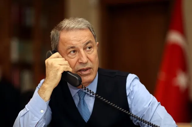 SON DAKİKA: Bakan Akar Letonyalı mevkidaşı ile görüştü