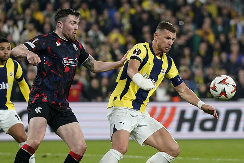 Fenerbahçe'de rota belirlendi! Transfer için adres Premier Lig - 11