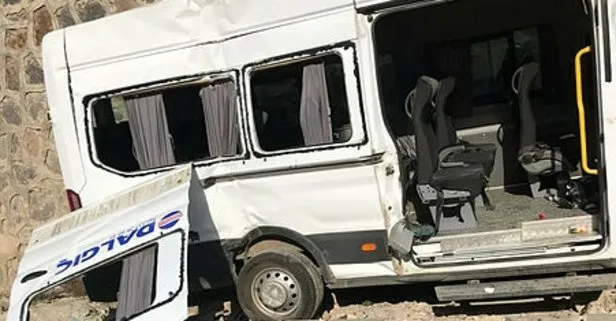 Gaziantep’te işçi servisi devrildi! 10 yaralı var