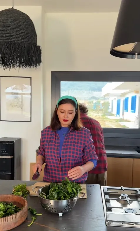 Şehri terk etmişlerdi! Nurgül Yeşilçay’dan sevgilisi Necati Kocabay’a ıspanaklı börekli kutlama - 8