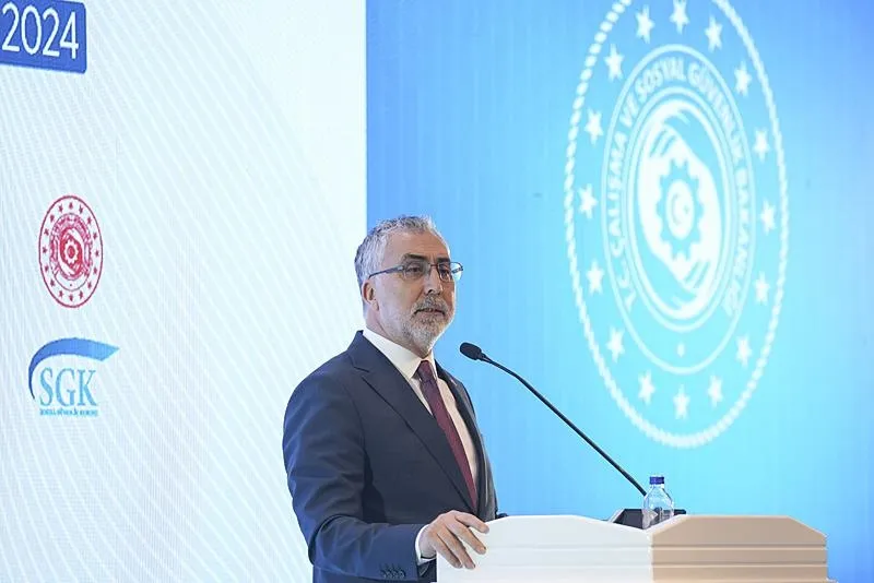 Çalışma ve Sosyal Güvenlik Bakanı Vedat Işıkhan açıkladı: O hastalar ilaçlarını artık aile hekimlerine yazdırabilecek | Emeklilerle ilgili yeni çalışma-2