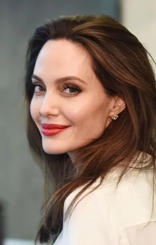 100 milyon $ mutlu etmiyor