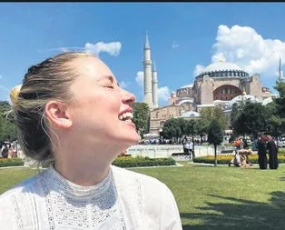 Amber Heard İstanbul’u turluyor