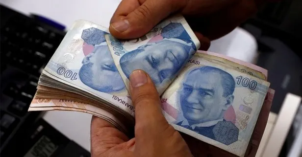 Milyonların gözü ödemede! Emekli promosyon ödemesi yattı mı?