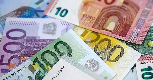 İspanya'da memur maaşlarına yüzde 2 zam