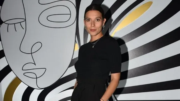 deniz-bulutsuz-kimdir-kac-yasinda-ne-is-yapiyor-ozan-guven-deniz-bulutsuz-olayi-nedir-1611237046301.jpg Deniz Bulutsuz kimdir, kaç yaşında, ne iş yapıyor? Ozan Güven Deniz Bulutsuz olayı nedir?-3