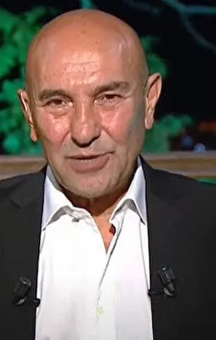 Osmanlı hakkında hadsiz söylemlerde bulunan Tunç Soyer'e canlı yayında bombardıman! 'Haddini bileceksin'