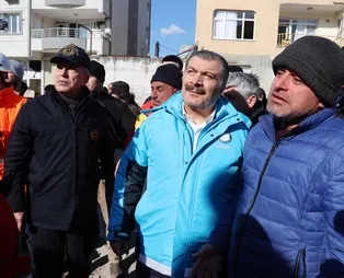 Milli Savunma Bakanı Hulusi Akar ile Sağlık Bakanı Fahrettin Koca Hatay'da: Depremzedeleri yalnız bırakmadılar