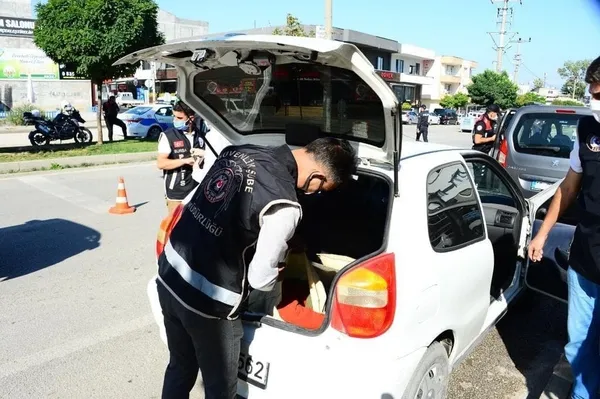 Son dakika: İçişleri Bakanlığı açıkladı! Türkiye Güven Huzur ve Vale denetiminde 813 kişi yakalandı-6