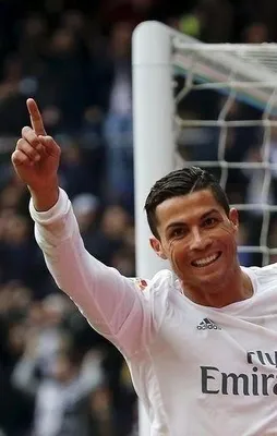 Ünlüler Instagram paylaşımlarından ne kadar kazanıyor?