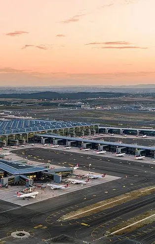 CHP tayfasının çamur attığı İstanbul Havalimanı uluslararası yolcu trafiğinde dünyanın en yoğun ikinci havalimanı oldu