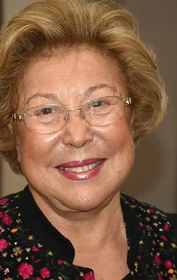 İlk kadın bakan Aykut'tan Erdoğan'a tam destek