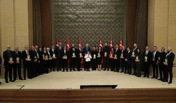 Son dakika: Başkan Recep Tayyip Erdoğan'dan Medyada Doğru Türkçe Kullanımı Ödül Töreni'nde önemli açıklamalar-2