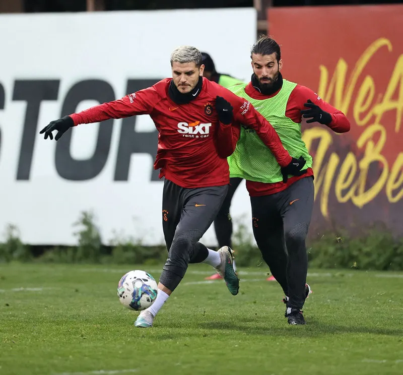 Galatasaray'da flaş ayrılık! Yıldız isim gitmek istiyor - 7