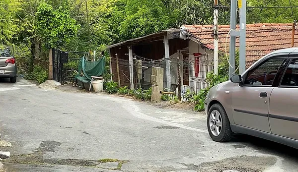 1652252265873.jpg İstanbul'da ağabey dehşeti! Kardeşini bıçakla delik deşik etti! Polis kanlı bıçakla yakaladı-3