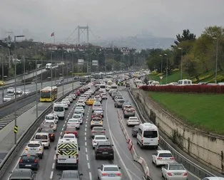 Kısıtlama sonrası İstanbul’da trafik yoğunluğu