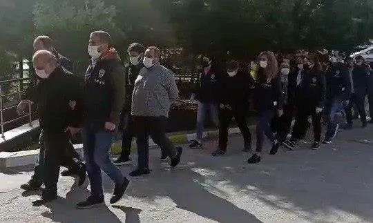 Ankara’da iş vaadiyle milyonluk vurgun yapan çete üyeleri gözaltında!-3