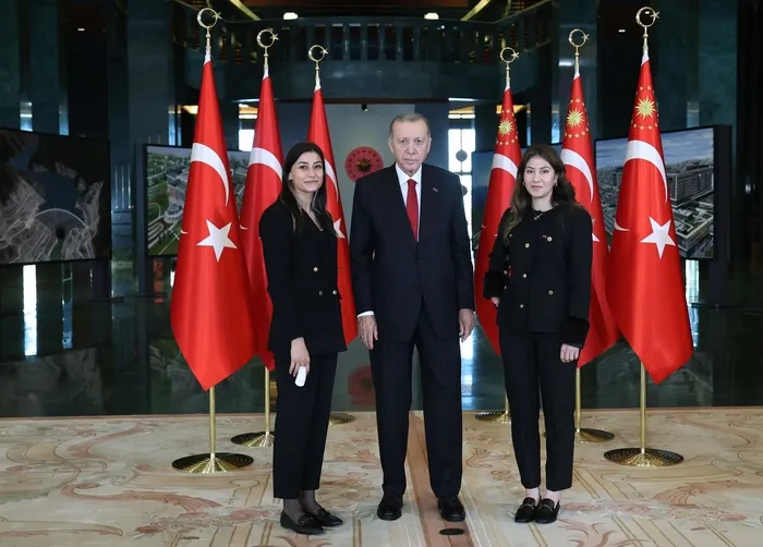 Türkiye Cumhuriyeti 100'üncü yaşını kutluyor! Başkan Erdoğan Külliye'de tebrikleri kabul etti: 20 yılda 100 yıllık icraat-4