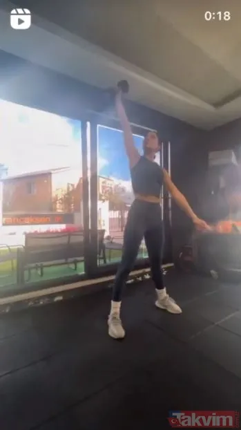 Demet Özdemir daracık taytıyla objektif karşısına geçti! Spor salonunda adeta şov yaptı fit haliyle sosyal medyayı salladı - 6