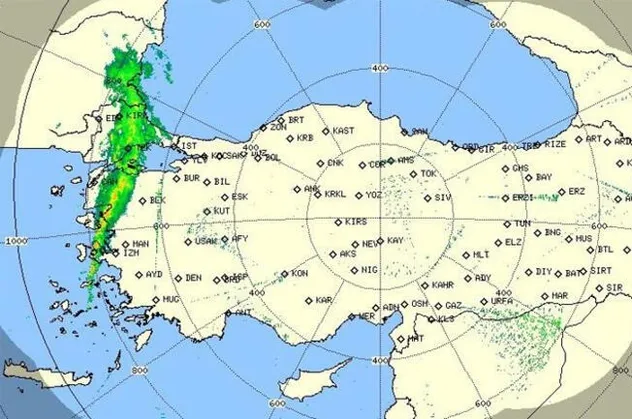 Meteoroloji'den sonra bir alarm da AFAD'dan! Marmara ve Ege bölgesine sağanak yağış uyarısı | 13 Ekim hava durumu